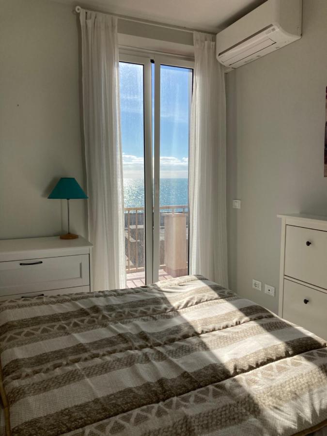 Rosso Tramonto Luxury-White- Ladispoli, Lungomare Regina Elena 58别墅 外观 照片